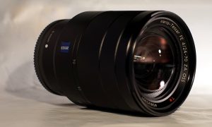 لنز سونی 24-70 F4