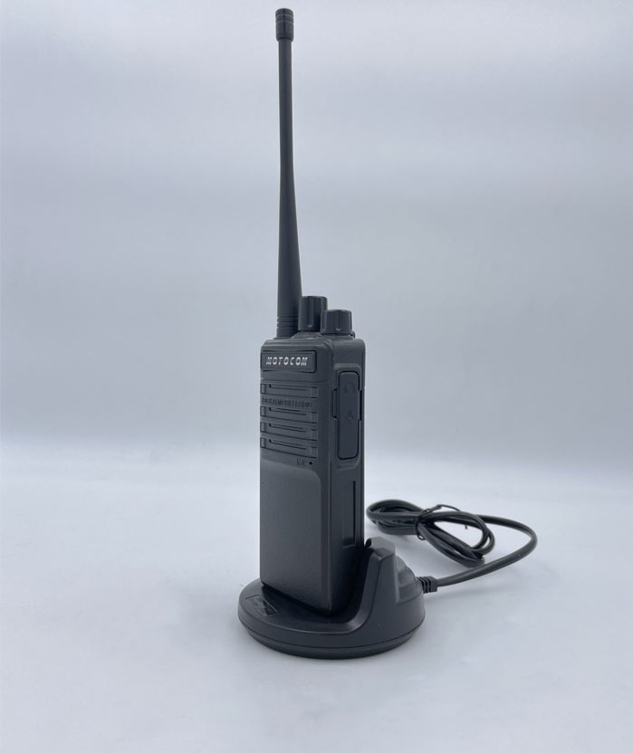بیسیم موتوکام MOTOCOM MC 444 - مجاز/نماکم