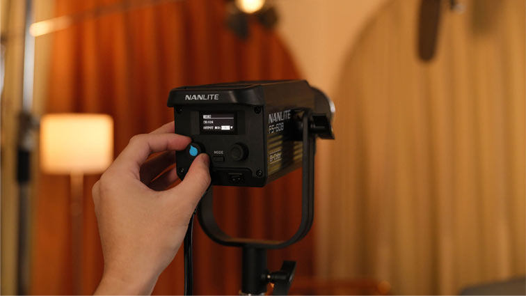 نور ثابت اسپتلایت نانلایت Nanlite FS-60B Bi-Color/نماکم