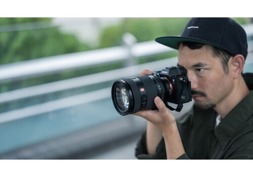 Sony FE 28-70mm f/2 GM Lens (Sony E)/نماکم