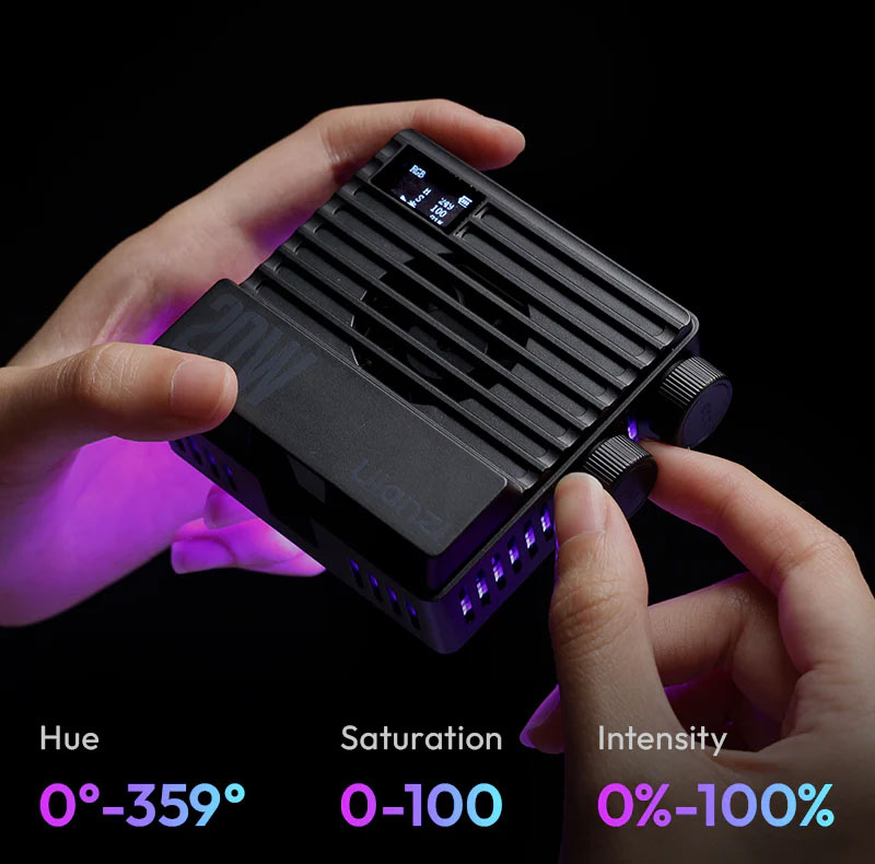 مینی پنل نور RGB ویدئویی اولانزی Ulanzi LE20 20W/نماکم