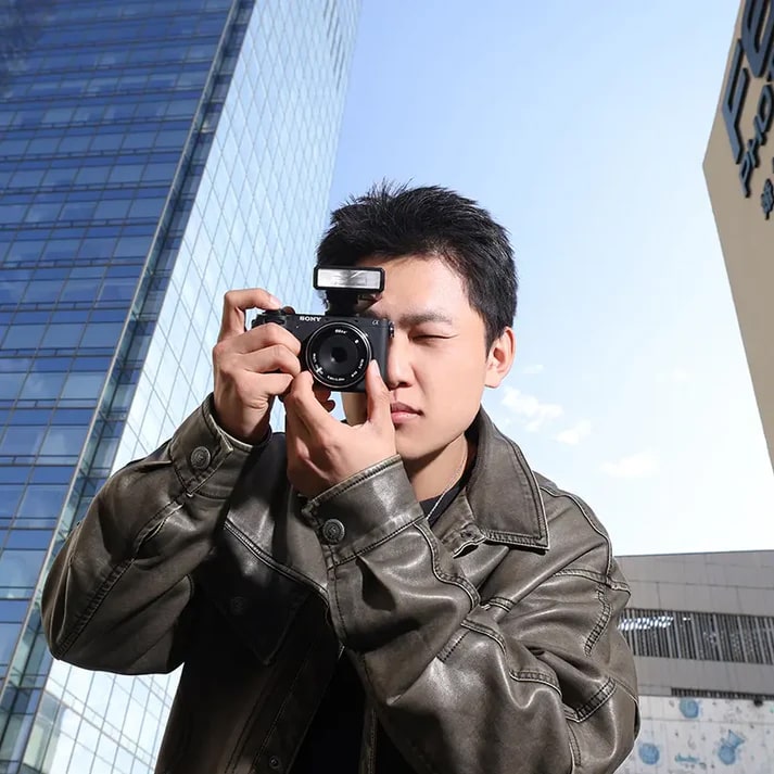 Ulanzi F12 Mini Camera Flash Speedlite/نماکم